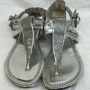 Kali Metallic Silver strapped Sandals ladies sz 7
